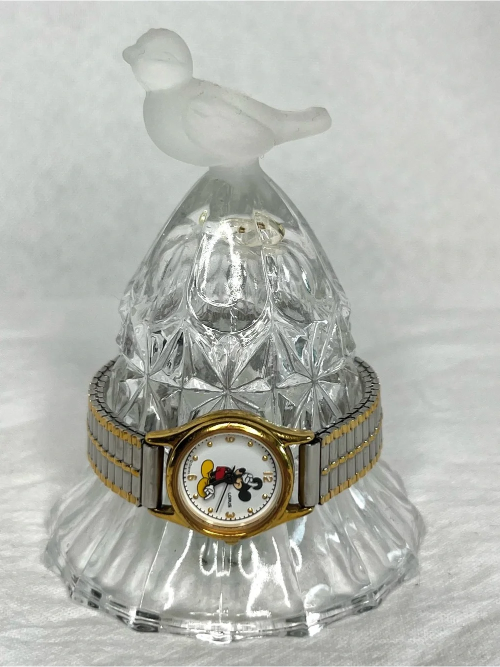 🐭 Vintage Lorus Disney Mickey Mouse Women’s Watch | Gold & Silver Stretch Band✨